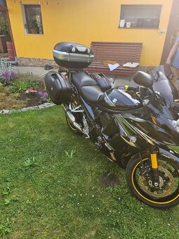 SUZUKI GSX 1250 FA - 9