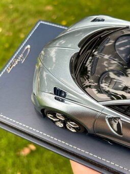 MR Collection - Bugatti Chiron Profilée, 1:18 - 9