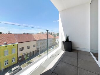 Pronájem novostavby bytu 1+kk s lodžií - Rezidence Jarošova - 9