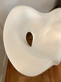 Originální křeslo Eames LA CHAISE (Vitra) - 9