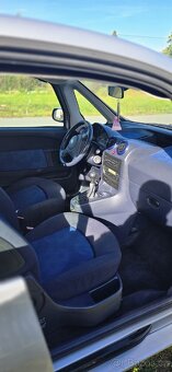 Peugeot 1007 - 9