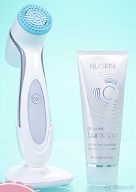 novy LumiSpa Nuskin cistici kartacek - 9