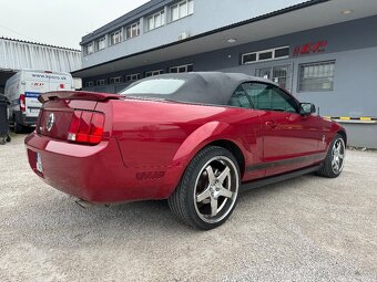 Ford Mustang Cabrio 4.0 2007 64000km - 9