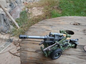 figurky vojáci, vojenská technika, vznášedlo, dělo - 9