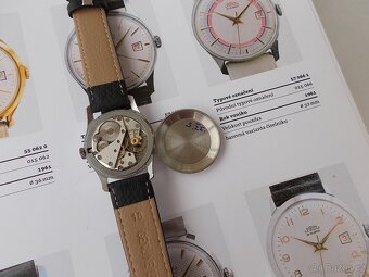 VZACNE FUNKCNI HODINKY PRIM ROK 1961 KALIBR 015 - 9