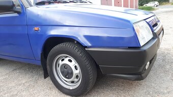 135 LXI Favorit 1994 vin: TMBAEF200R0880367 - 9