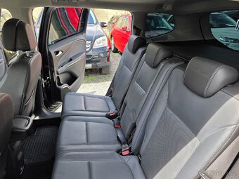 Opel Zafira 2.0 D TZ Navi Panorama Xenon - 9
