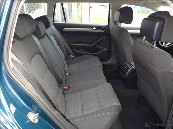 Volkswagen Passat 1,6 TDI COMFORTLINE, LED, DPH - 9