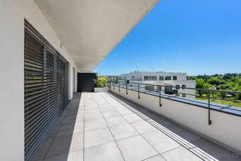 Litomyšl nový střešní byt 3kk, velká terasa, dvě garáž.stání - 9