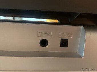 Klávesy Yamaha Portable Grand DGX-230 - 9