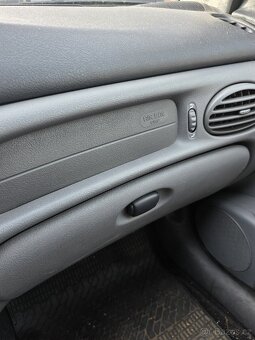 Renault Megane 1,6 - 9