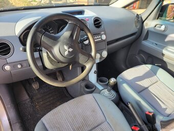 Mitsubishi Colt - 9