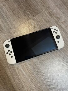 Nintendo Switch Oled - Bílá v záruce - 9