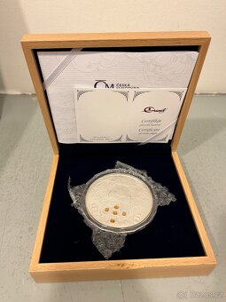 Strieborné kilogramové mince ČM - 9