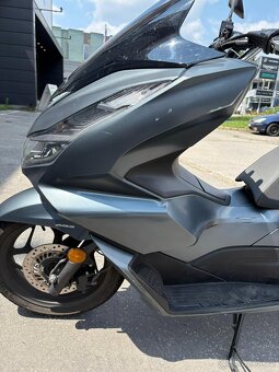Honda PCX 125 r.v. 2021 - 9