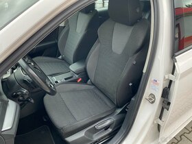ŠKODA OCTAVIA 2,0 TDI DSG EXECUTIVE ZÁRUKA / 2021 - 9