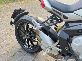 MV Agusta Dragster 800,rok 2014,nové pneu,mnoho doplňků,TOP - 9