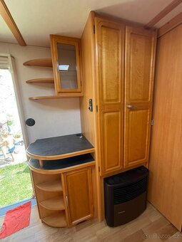 Karavan LMC - 9