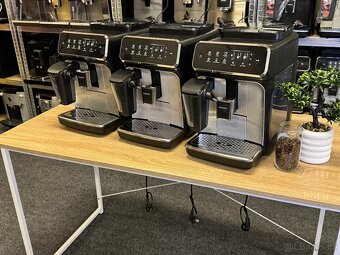 Kávovar Philips EP3246 LatteGo - 9