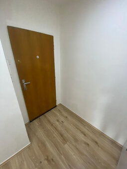 PRODEJ BYTU 2+1 PADĚLKY III, ZLÍN - 9