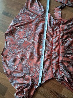 Šatičky  vel.40 - 9