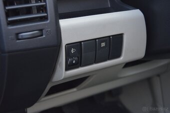 Mazda 5 1.8 BENZIN 85 KW  HEZKÝ STAV - 9