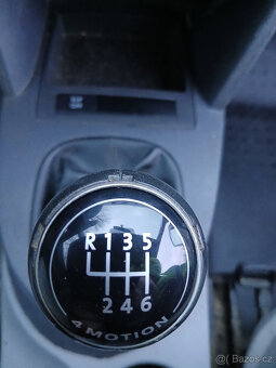 Prodám VW Caddy 1.9tdi 77kw 4motion 6kvalt - 9