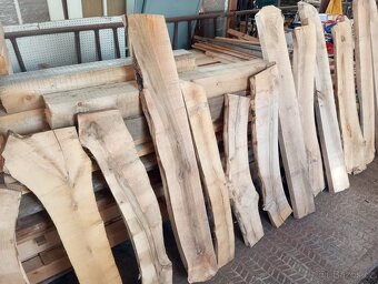 Ořech, fošny 15 kusů - 9