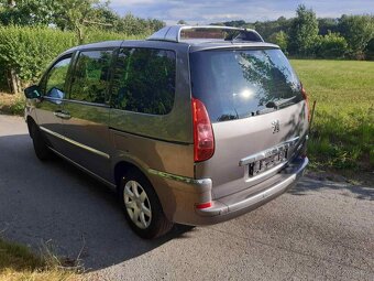 Peugeot 807 2.2 Hdi 125 kw -7mist. model 2010 - 9