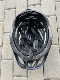 Přilba na kolo - 9