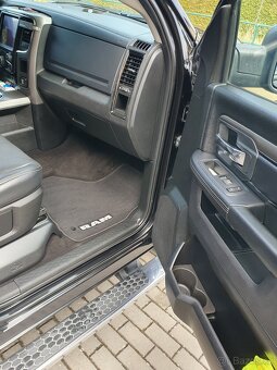 Prodám Dodge ram 1500 - 9