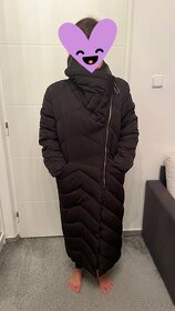 Zimní dámský kabát až ke kotníkům - 9