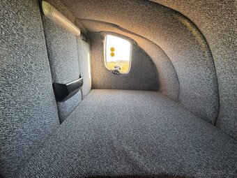 Renault Master 2,3. 9 paletová plachta s Hydraulickým čelem - 9