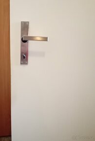 Interiérové bílé dveře plné i sklo - 9
