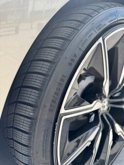 BMW 520d M Paket G60 197PS Alu 21” Hudba Bowers Max výbava - 9
