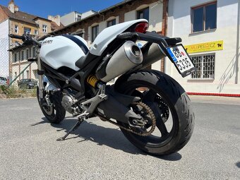 DUCATI MONSTER 696 - 9