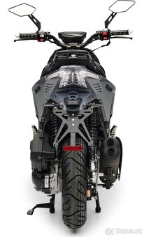 Půjčovna - pronájem nových skútrů BAD S 50ccm - 9