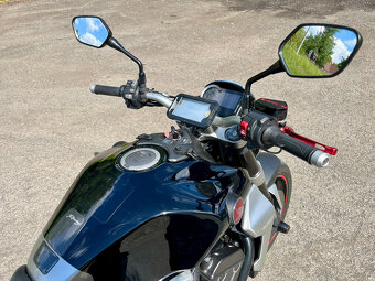 Honda CB 1000 R+ - 9