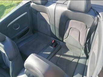 Prodám Audi A5 cabrio 2.0tdi 125kw - 9
