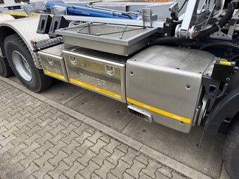 TATRA PHOENIX 6x6 - Hákový nakladač CTS - 9