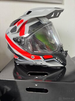 AIROH helma Commander 2 - 9