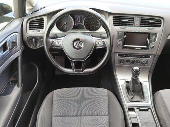 VW Golf VII 1.2TSi 77kw,ACC,výhřevy,2xkola,2xklíč,Serviska - 9