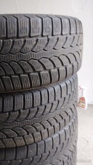 Sada zimni pneu 205/50-17 Bridgestone okolo 4,5-5,5mm - 9