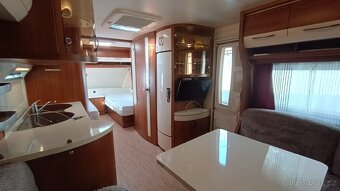 Hobby 560 Excelent, Mover, 2x předstan, nosič kol - 9