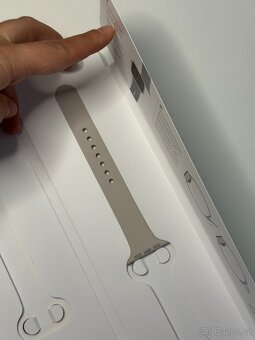 Chytré hodinky Apple Watch SE 40 mm 2. generace, rok 2022 - 9