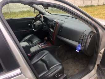 Cadillac SRX 3.6 - 9