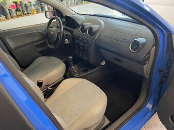 Ford Fiesta 1.3i 44kw pětidveřový, STK 4/2027 - 9