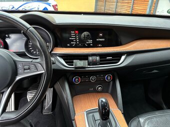 Alfa Romeo Stelvio 2.0 Turbo Q4 206kw - 9