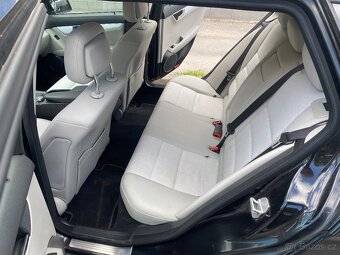 Mercedes-Benz C220 CDI Avantgarde Automat rok 2010 251.000km - 9