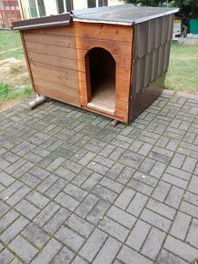 prodám psí boudu na velkého psa zateplenou - 9